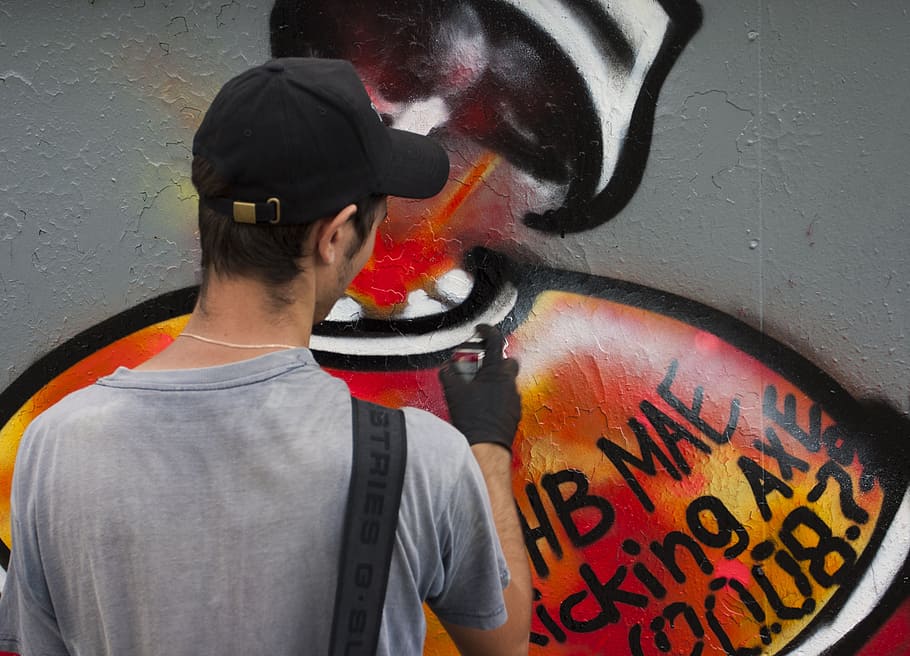 graffiti, wall, paint, figure, street art, man, guy, artist HD wallpaper