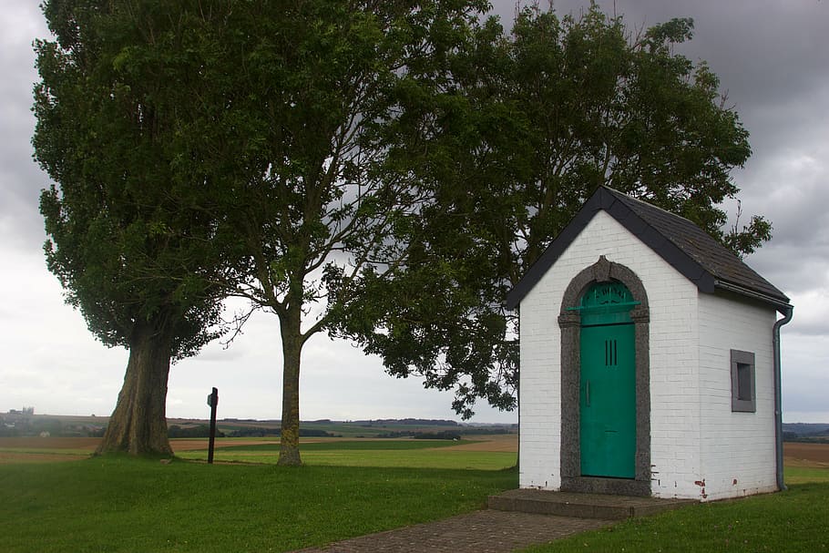 chapel, fields, trees, sky, clouds, saint-donat, heron belgium, HD wallpaper