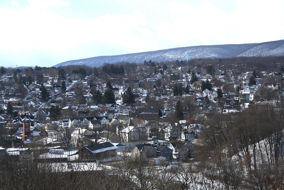 Bangor, Pennsylvania, Clouds, Town, sky, urban, buildings, architecture HD wallpaper