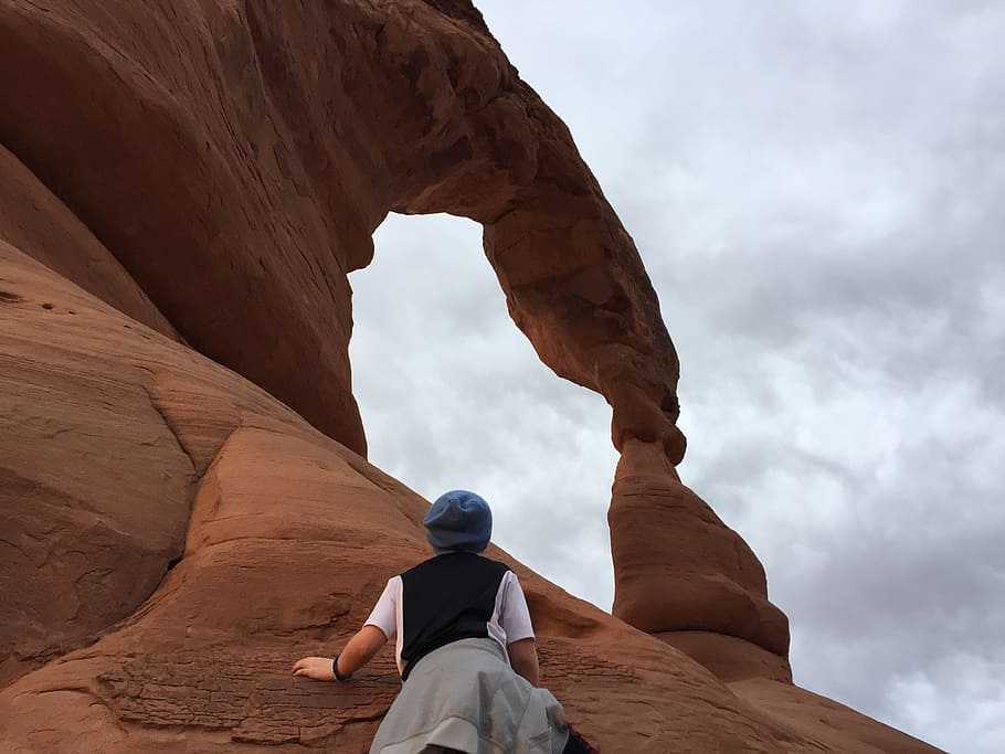 hiking, moab, utah, one person, cloud - sky, rock formation HD wallpaper