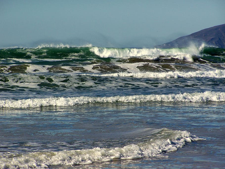 selective focus photo of ocean waves under blue sky, water HD wallpaper