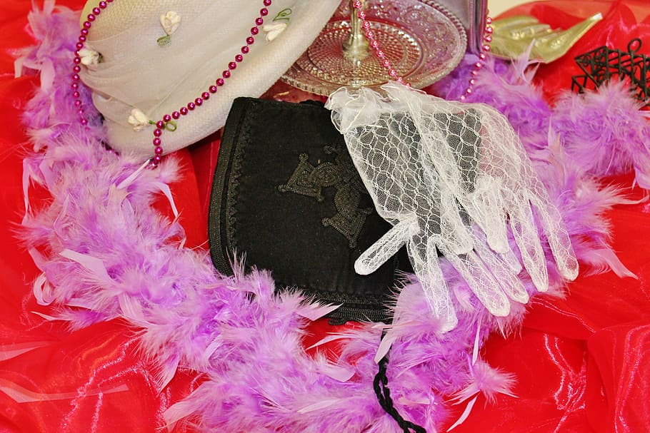 carnival, panel, gloves, red, pink, hat, table decoration, multi colored HD wallpaper
