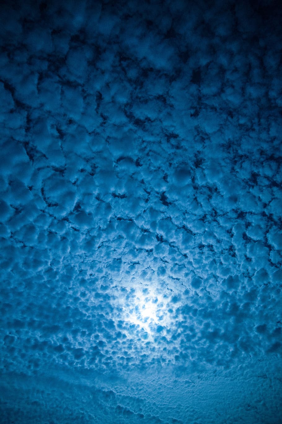 blue sky, mackerel sky, moonlit night, cloud, superman, night view, HD wallpaper