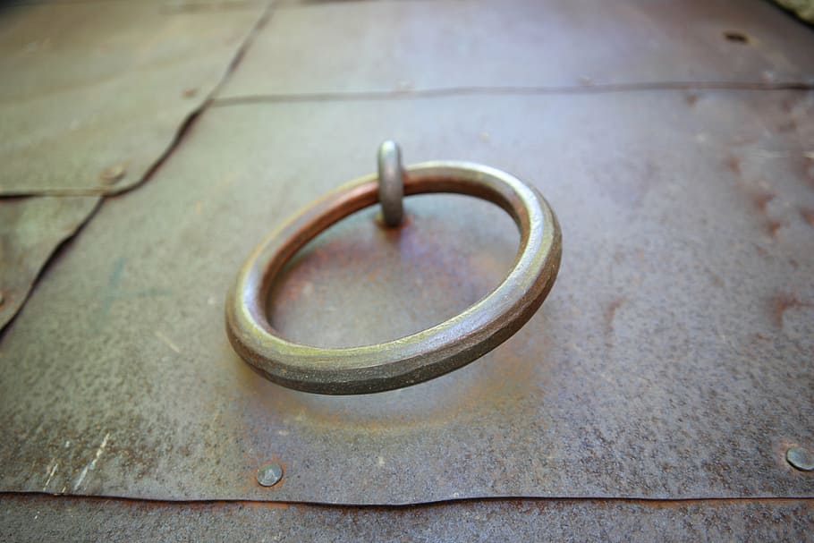 metal, door, input, doorknocker, handle, steel door, iron, ring HD wallpaper