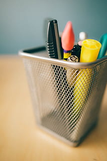 wood, desk, metal, eraser, black, blur, close-up, colors, container HD wallpaper
