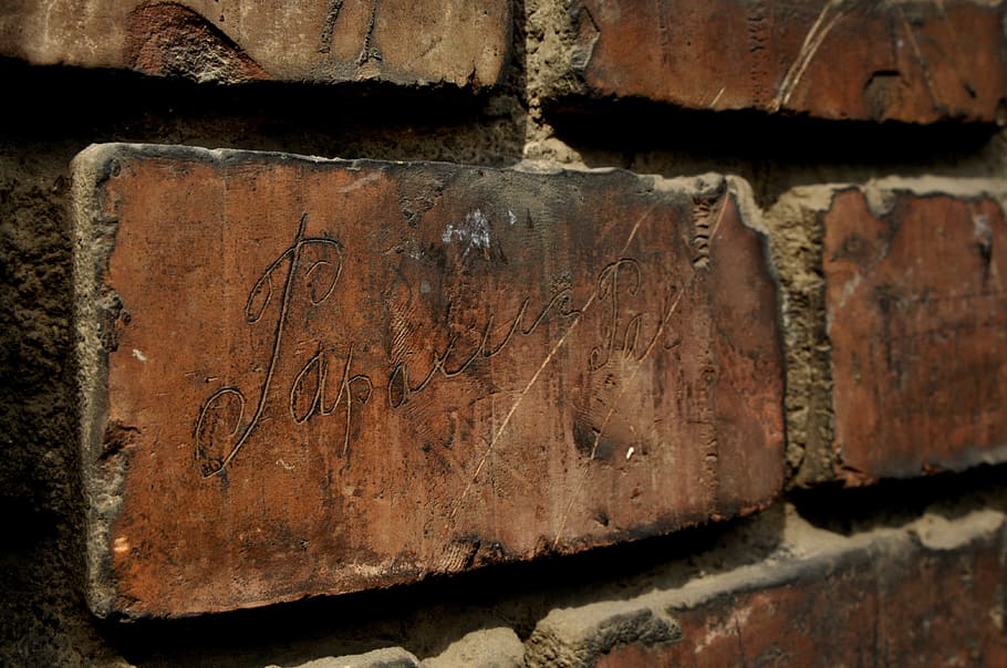 Brick Wall, Wall, Building, House, structure, old, architecture And Buildings HD wallpaper