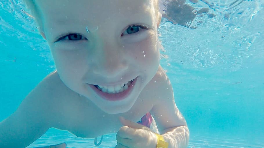 boy posing smile underwater, children, swim, dive, summer, pol