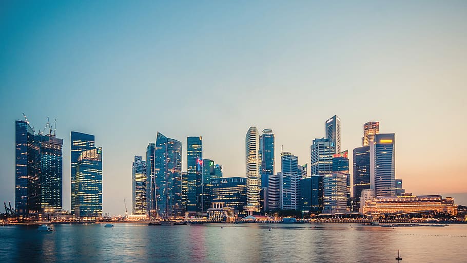 buildings near ocean, landscape photography of buildings, cityscape HD wallpaper