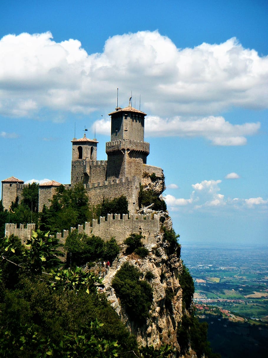 castle, slope, rock, architecture, built structure, sky, building exterior HD wallpaper