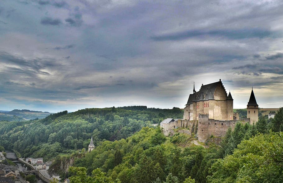 Castle Near Luxembourg, architecture, clouds, forest, photos HD wallpaper