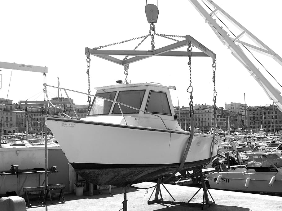 boot, shipyard, harbour crane, marseille, fishing boat, black and white HD wallpaper