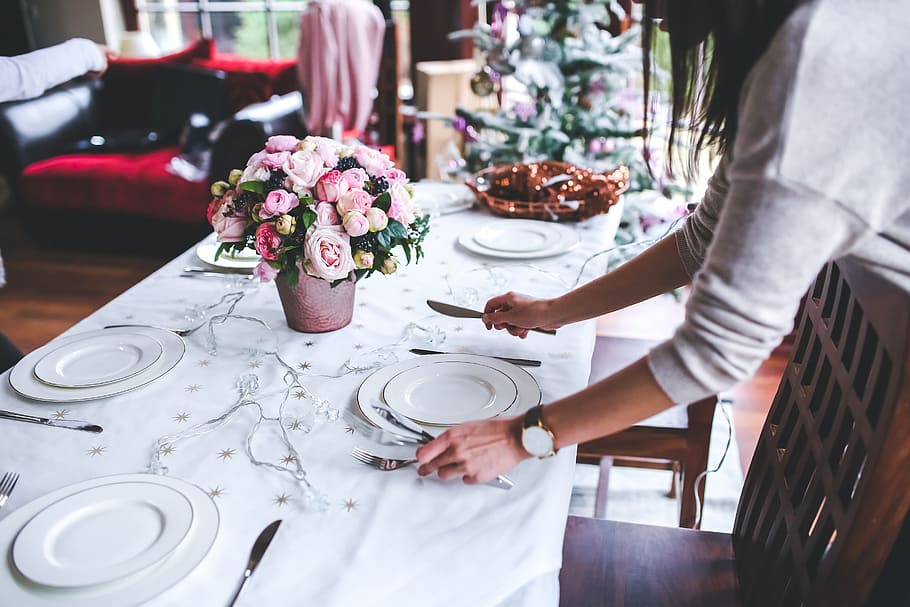woman doing table setup, preparing, christmas, holidays, girl HD wallpaper