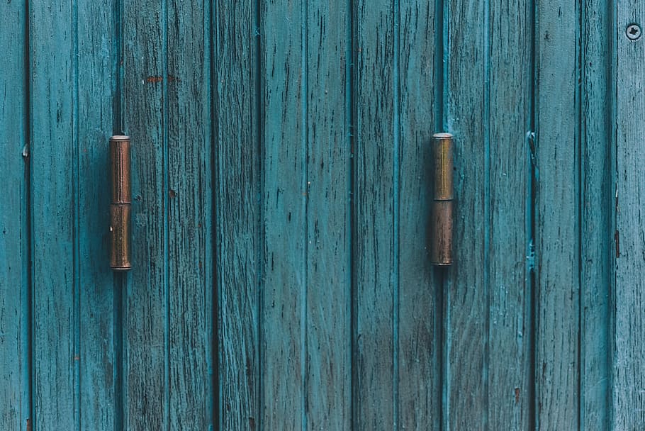 teal wooden door with hitch, blue, doors, planks, stripes, wood - Material HD wallpaper