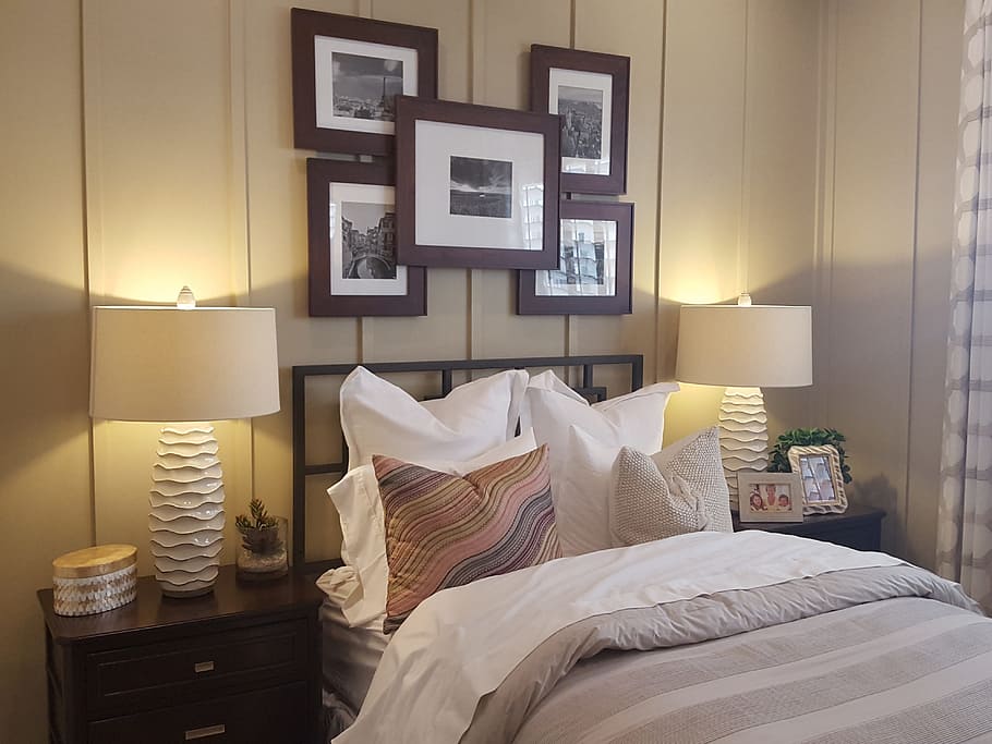 white and grey bedspread with two nightlights on both sides of the bed HD wallpaper