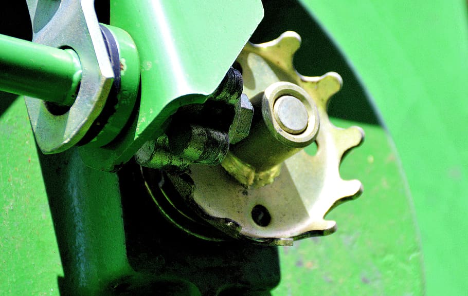 agricultural machine, screw, fixing, connection, gland, mount