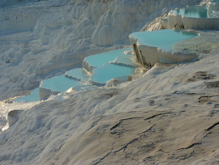 white mountain and body of water landmark during daytime, pamukkale, HD wallpaper