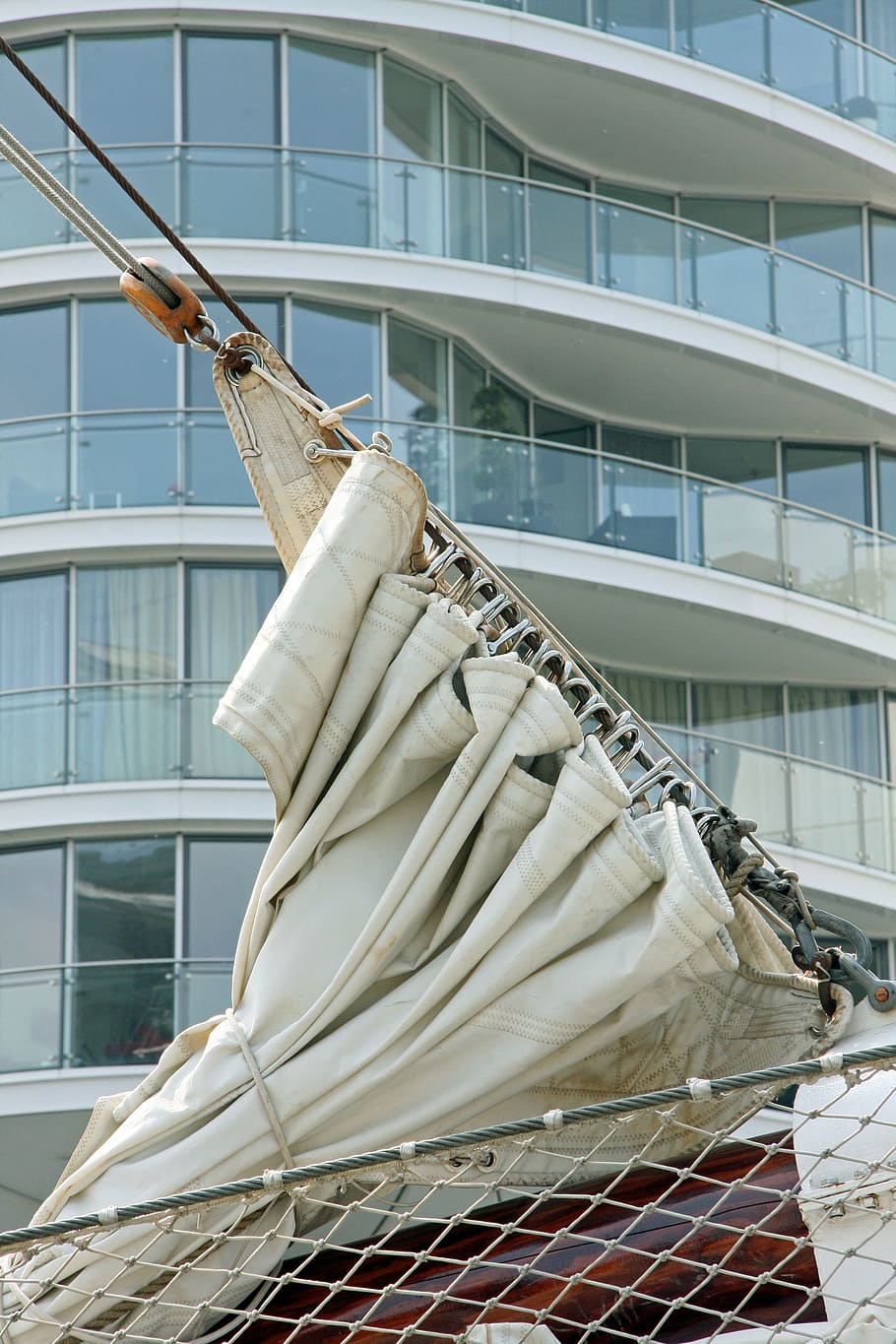 ship, architecture, sail, city, hamburg, facade, boot, sailing vessel HD wallpaper