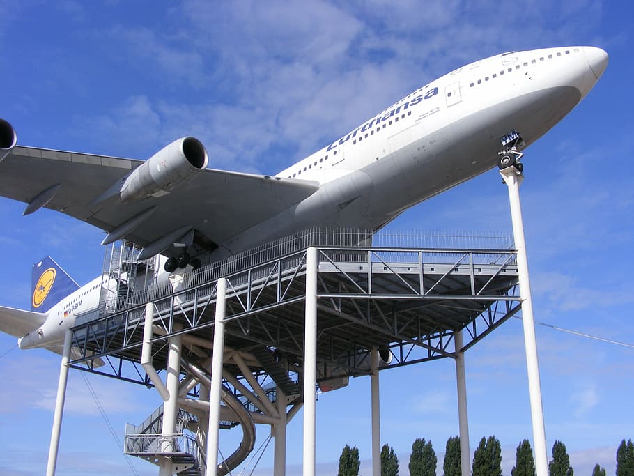 low-angel photography of airliner during daytime, technik museum speyer HD wallpaper