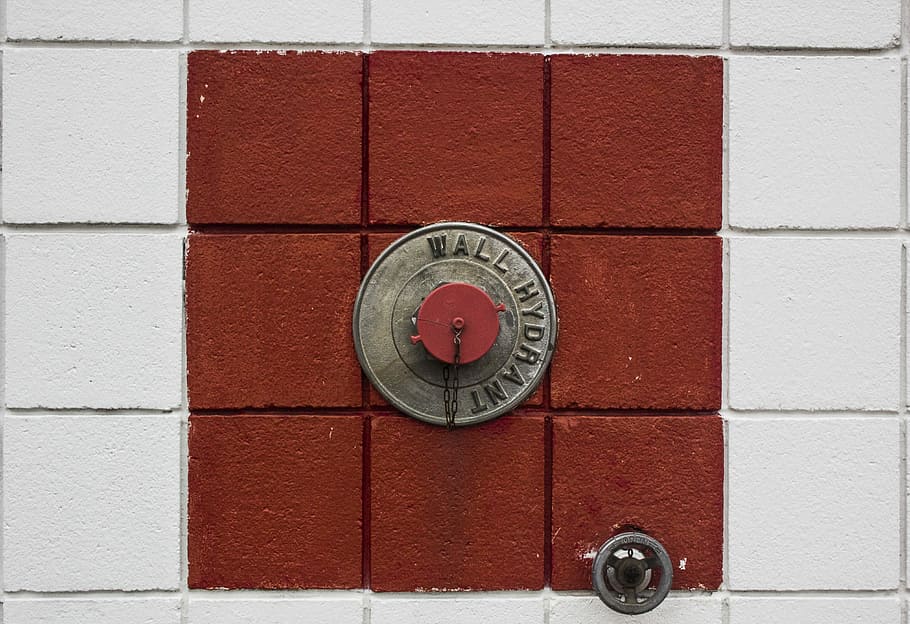 top view photo of drainage hole with cover, photo of red and gray Wall Hydrant with cover HD wallpaper