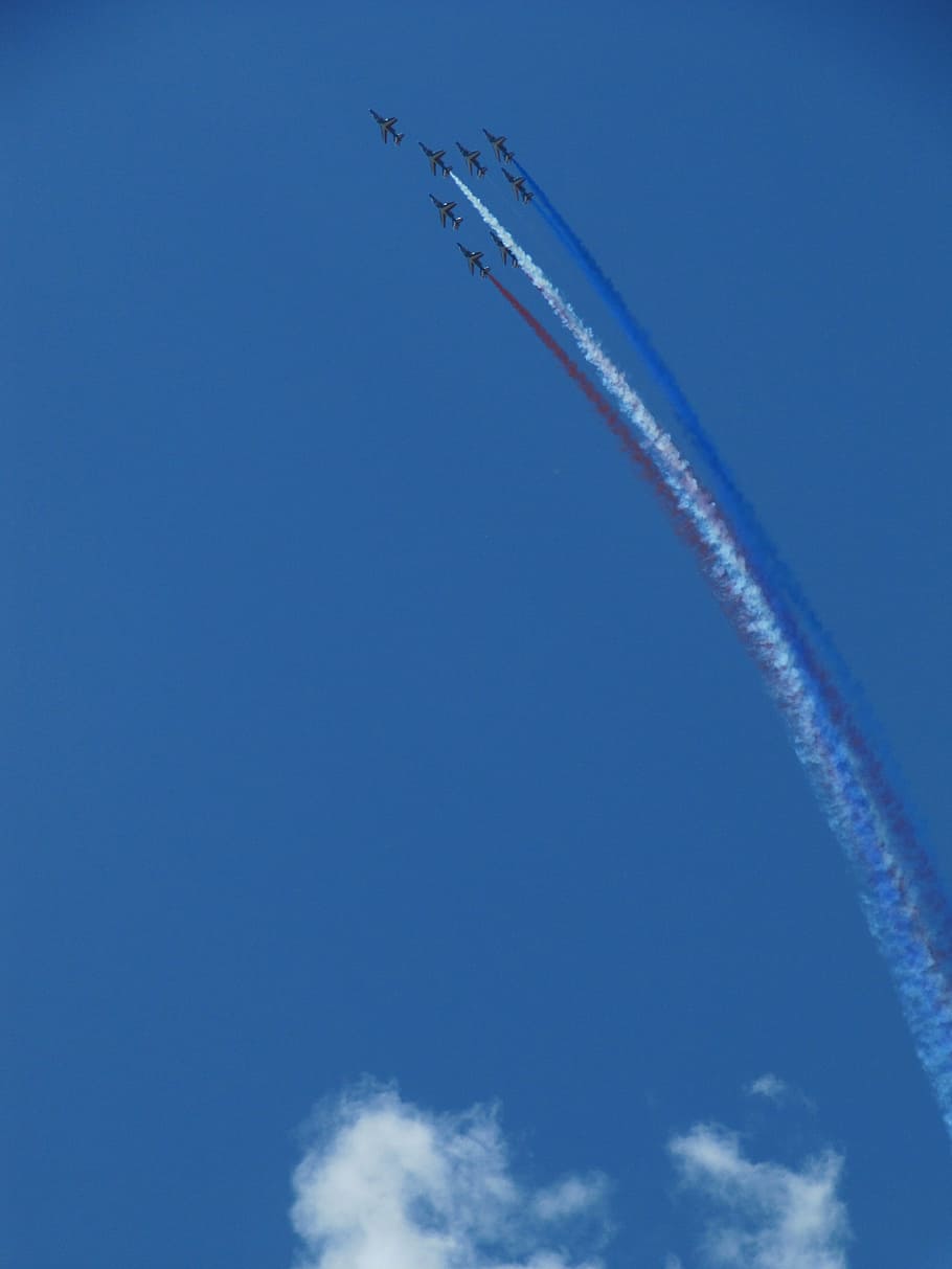 flight, fly, flugshow, flight staffel, aircraft, contrail, jet fighter HD wallpaper