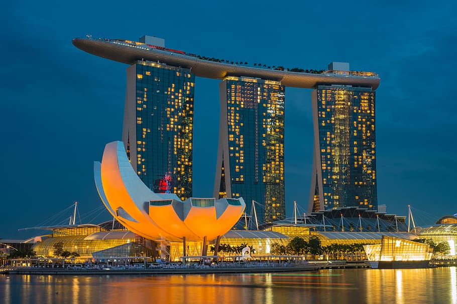 gray building during night, Marina Bay Sand, Singapore, architecture HD wallpaper
