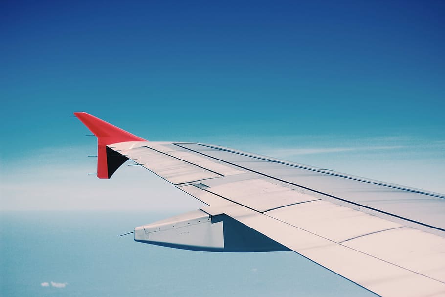 white and red airplane wing, grey and white left airplane wing, HD wallpaper