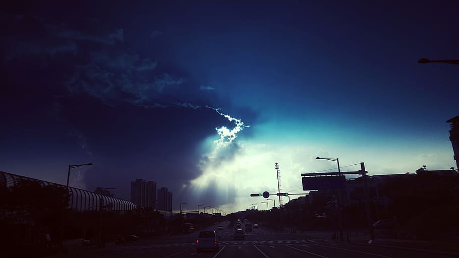blue clouds on top of highway, sky, background, nature, recreation area HD wallpaper