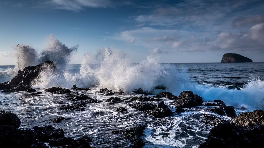 body of water near rock formation, sea, ocean, surf, coast HD wallpaper