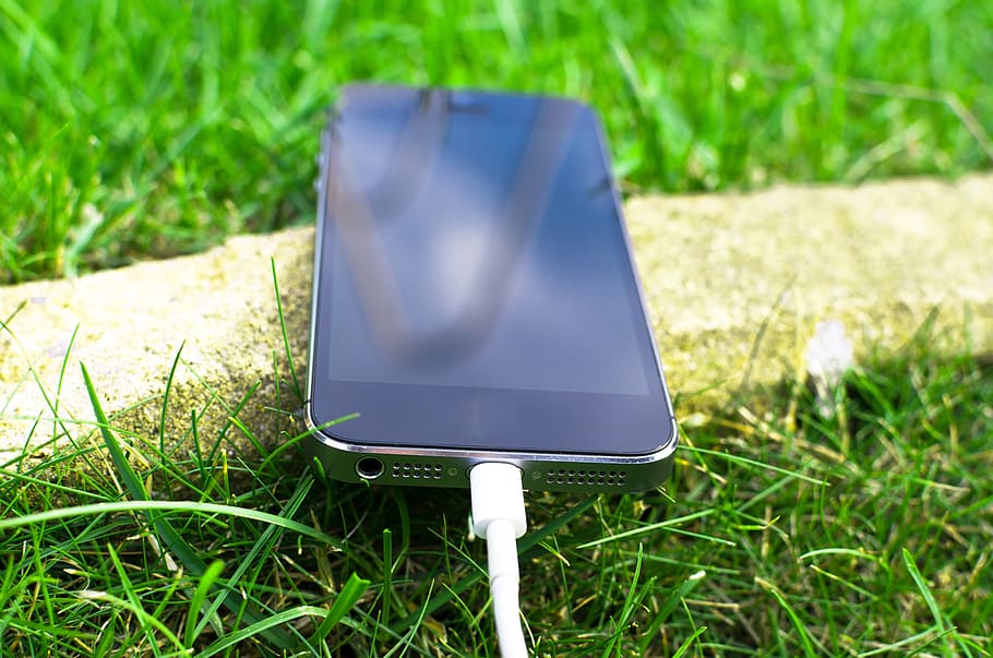 cable, grass, lawn, technology, cellphone, close -up, device HD wallpaper