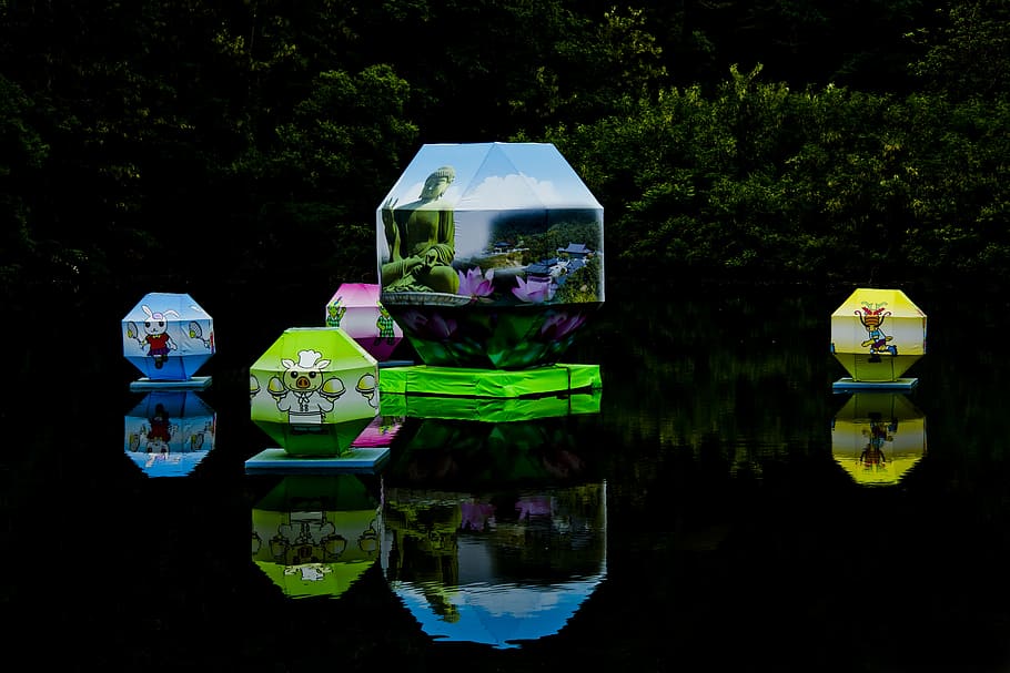 chungnam, lantern, heart lanterns, reflection, water, human representation HD wallpaper