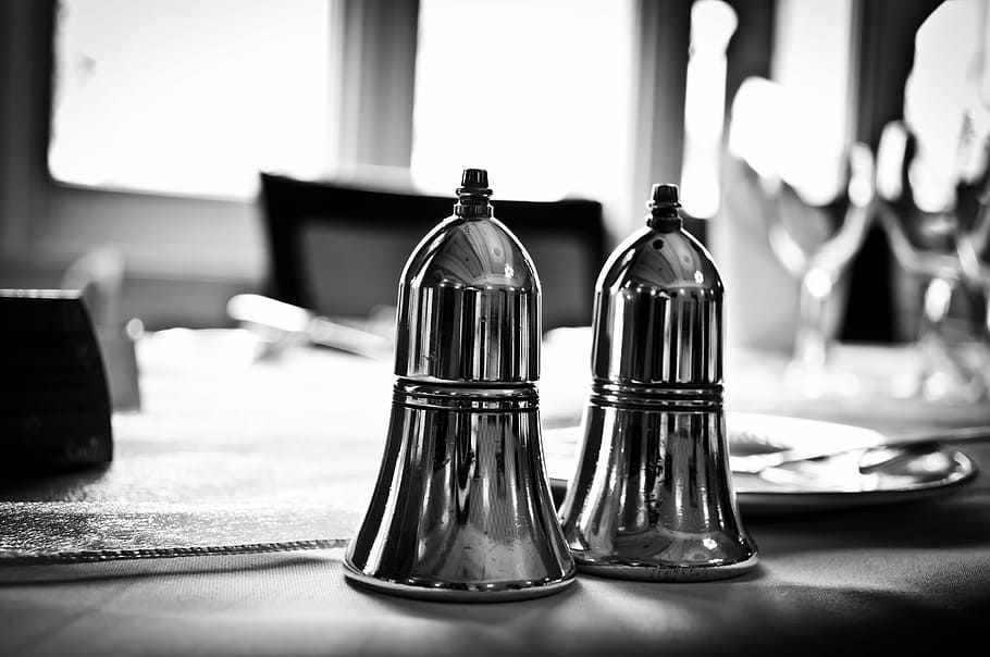 Salt And Pepper, Black And White, food, gourmet, table, dinner, HD wallpaper