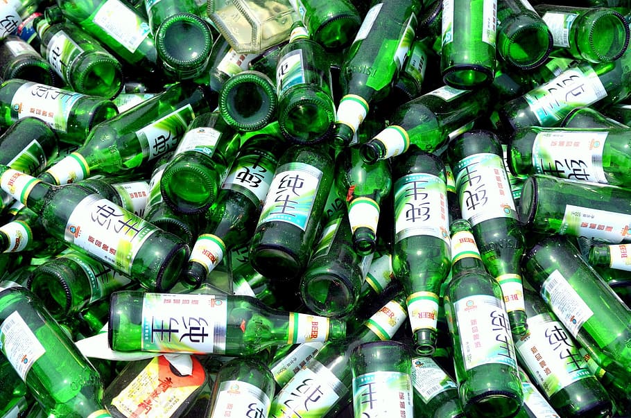 green bottle lot, Bottles, Beer, Green, Glass, recycle, pile HD wallpaper