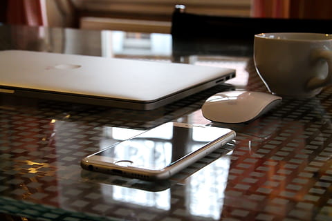 apple, computer, laptop, work, mac, office, workplace, notebook HD wallpaper