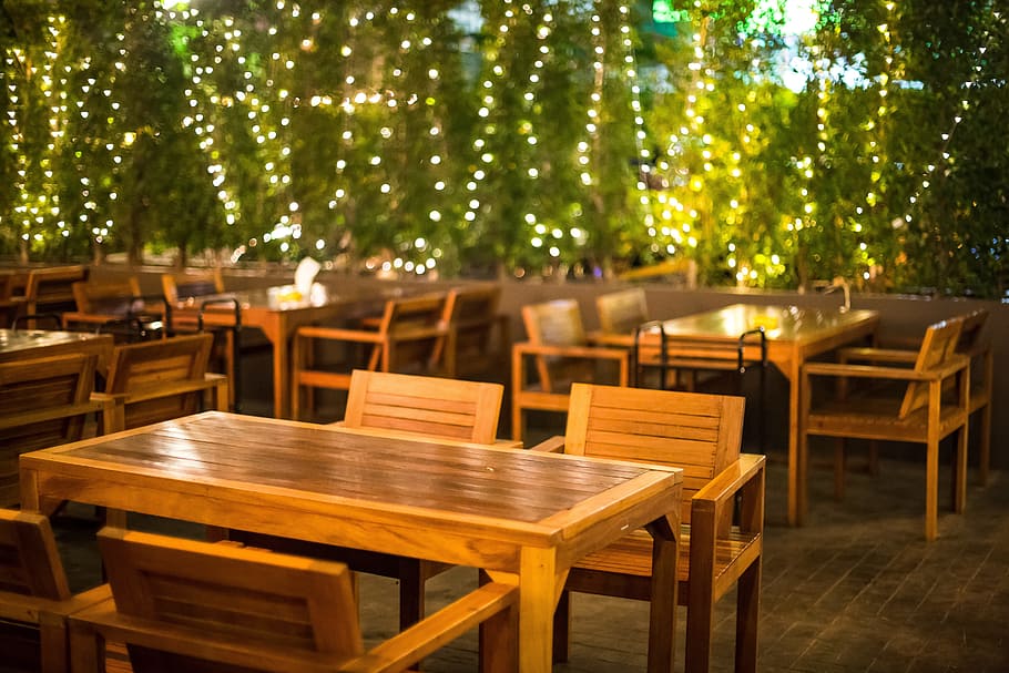 selective focus photography of rectangular brown wooden table with 4-piece chair set HD wallpaper