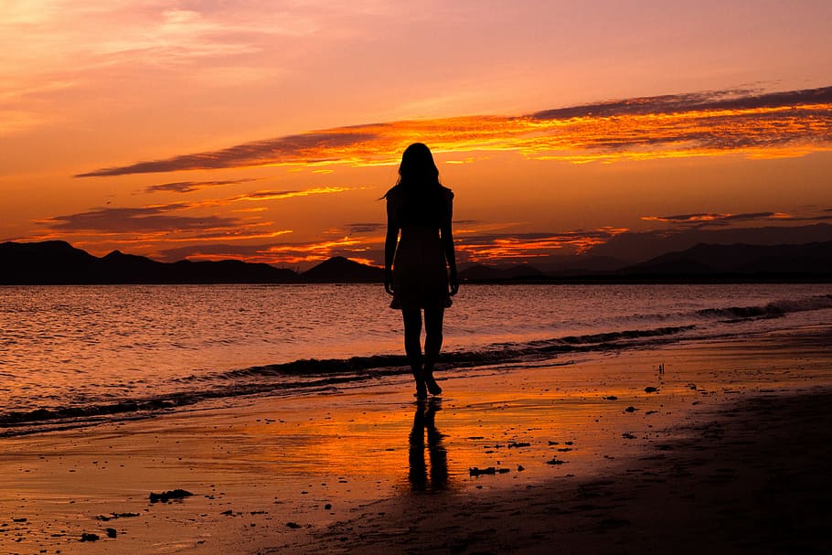 silhouette photograph of woman standing near sea shore, dadaepo beach, HD wallpaper