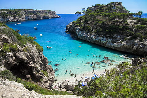 group of people near body of water in daytime, beach, mallorca HD wallpaper