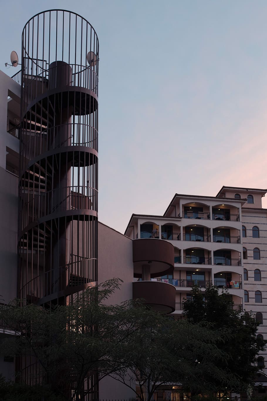 Hotel in Sunny Beach, Bulgaria, architecture, design, stairs HD wallpaper