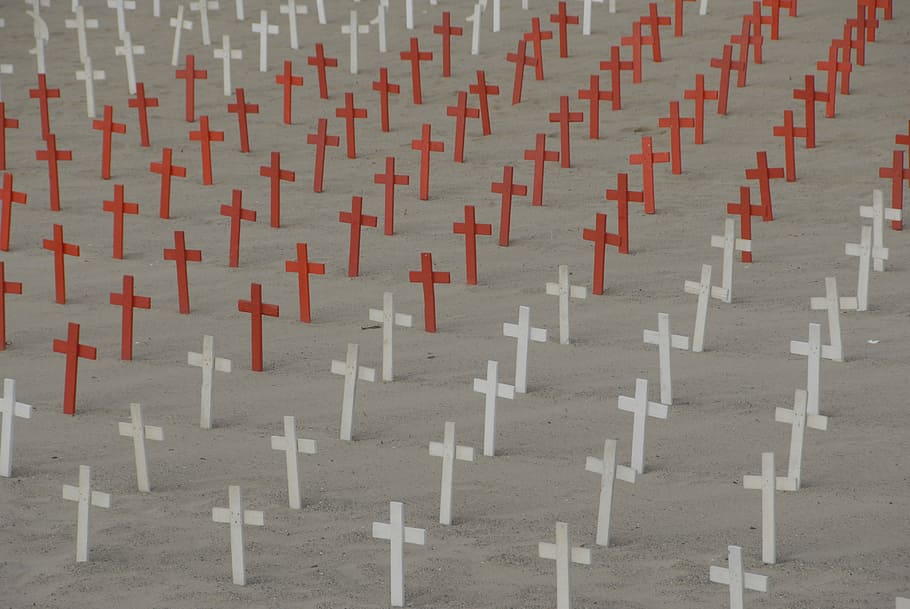 white and red cross cemetery field, red and white cross on grave HD wallpaper