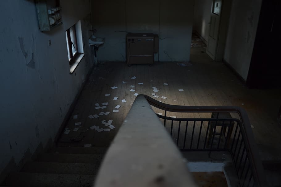 empty, abandoned, messy, grunge, scene, architecture, steps and staircases HD wallpaper