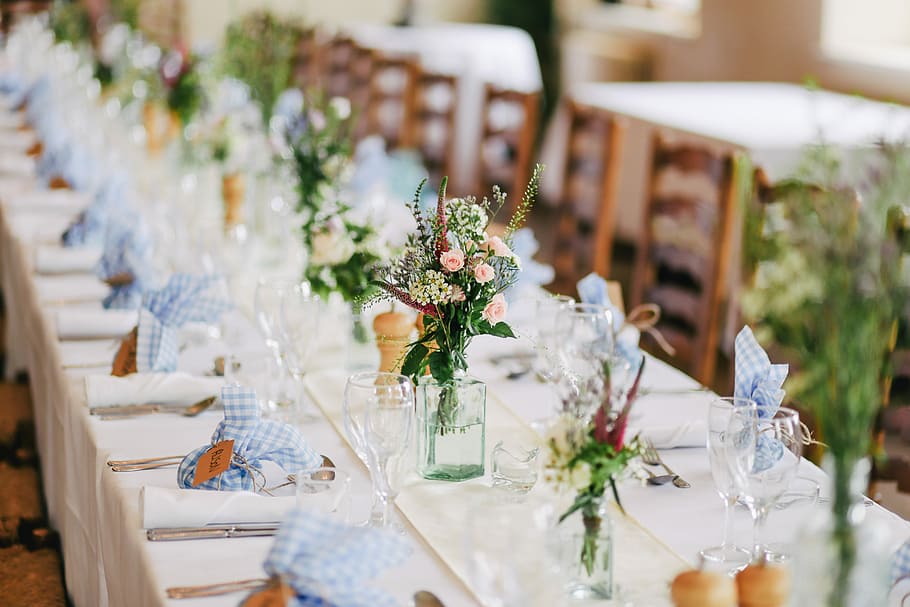 clear wine glass lot on table, clear long-stemmed and plates on table HD wallpaper