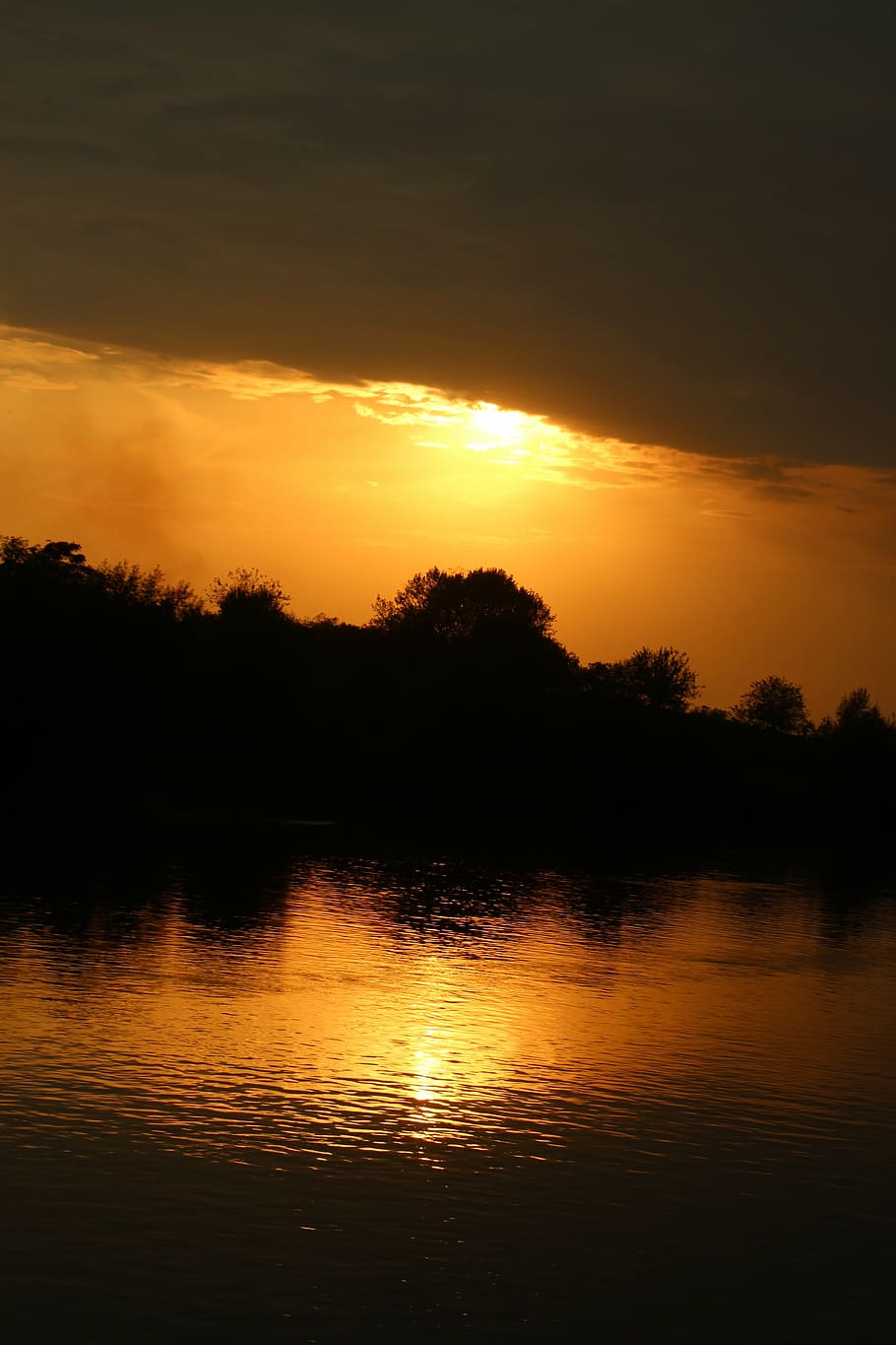 sunset, water, reflection, in the evening, red, silhouette HD wallpaper