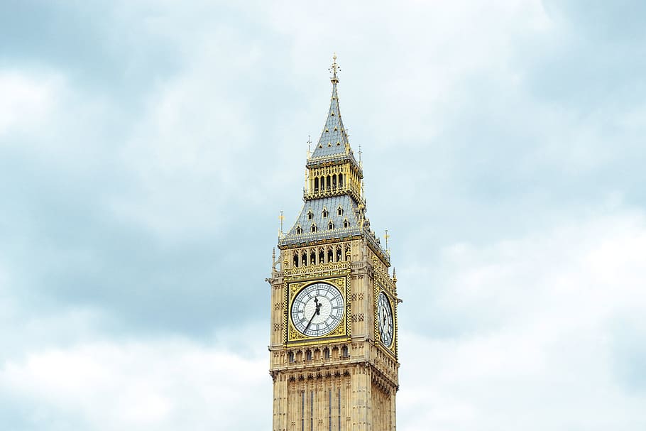 Elizabeth's Tower at 11:35 during daytime, photo of Big Ben during daytime HD wallpaper