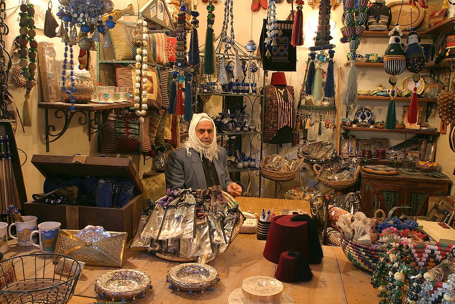 person inside store, aleppo, bazar, syria, orint, souk, seller, HD wallpaper