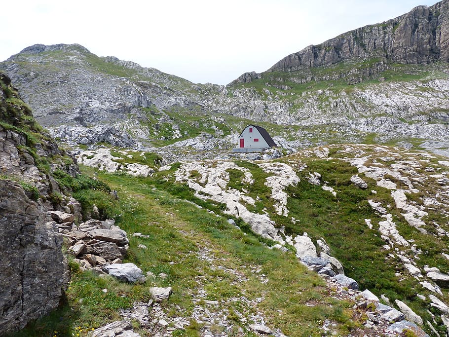 Mountain Hut, Maritime Alps, Alpine, mountains, hike, gta, grande traversata delle alpi, HD wallpaper