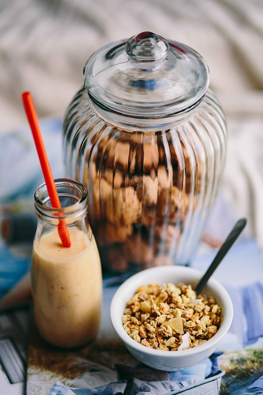 Jar full of walnuts with a fresh healthy shake and musli in a bowl, HD wallpaper