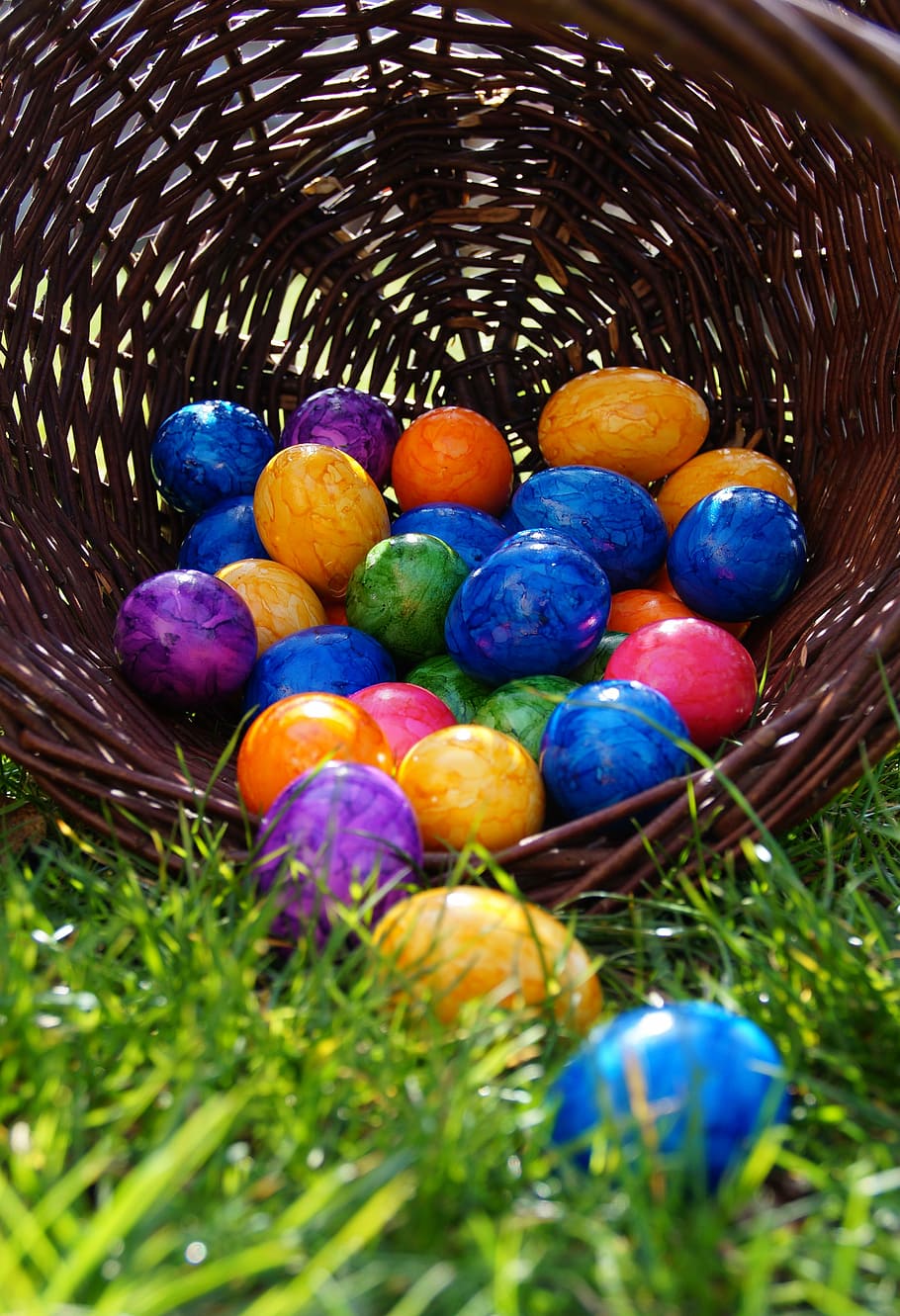 assorted-color ball lot on basket, easter, spring, easter time HD wallpaper