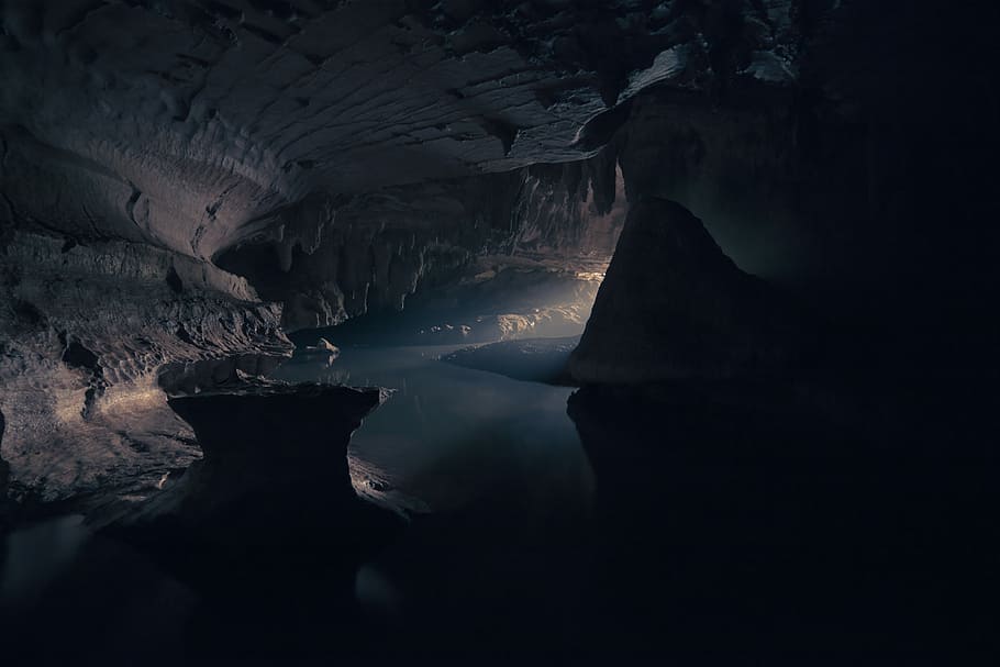 cave interior with body of water, cave near body of water, night HD wallpaper