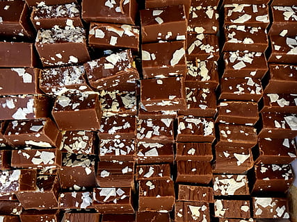 artisan-fudge-chocolates-truffles-thumbnail.jpg