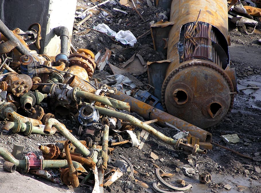 assorted metal pipes, trash, outside, garbage, city, park, rubbish, HD wallpaper