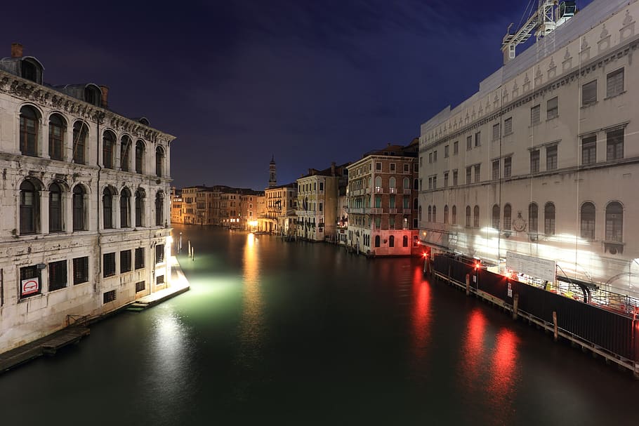 venice, canal, evening, moon, building exterior, built structure HD wallpaper